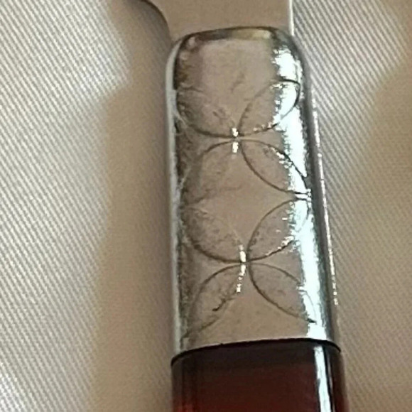 Pier One 39 Piece Stainless Flatware Red Acrylic Handles Mod Floral Embossed - Picture 5 of 14